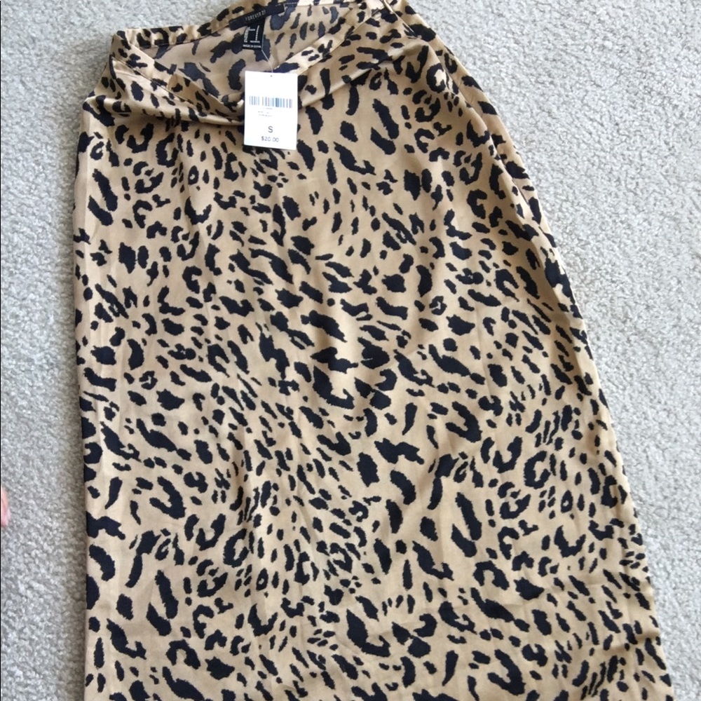NEW Leopard Skirt w price tag